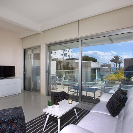 Opera Exclusive Apts By Trulycyprus Limassol Kültér fotó