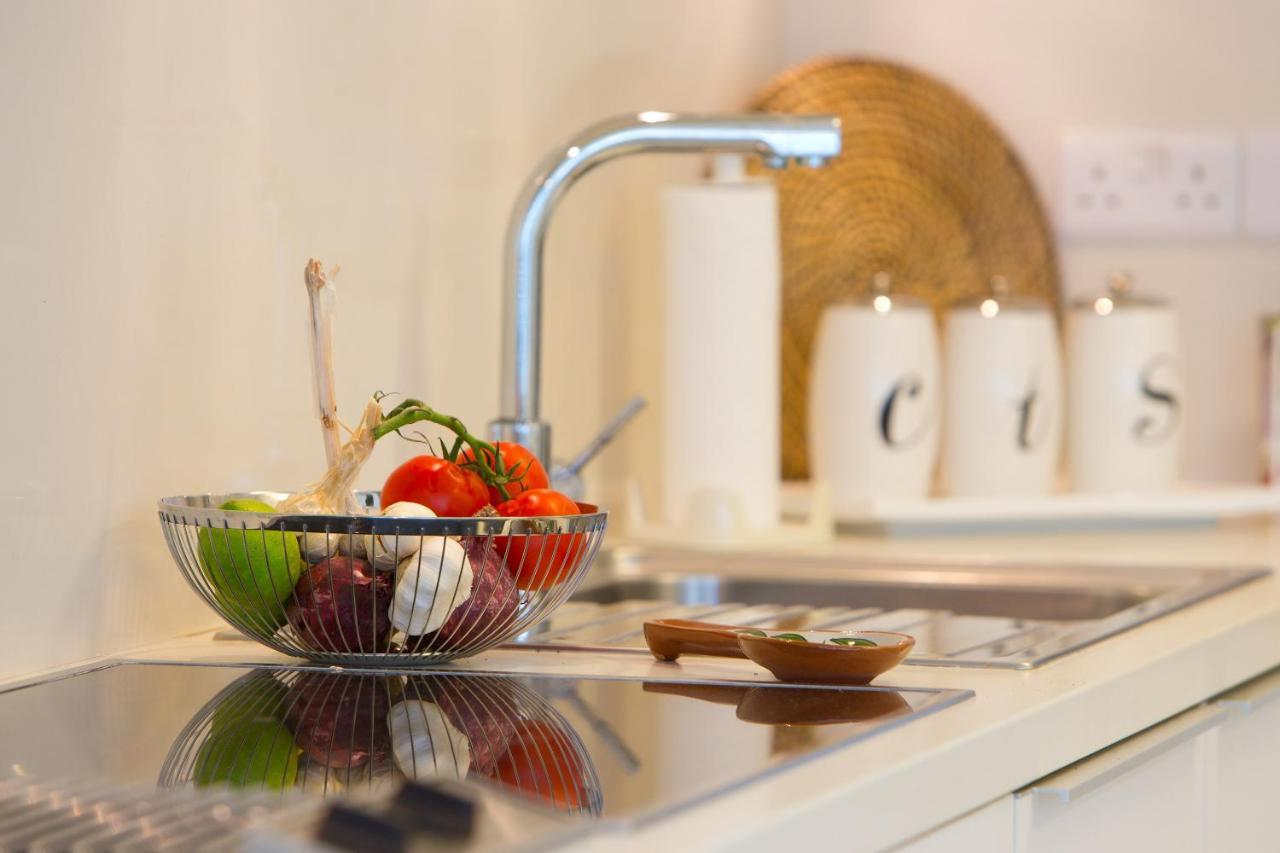 Opera Exclusive Apts By Trulycyprus Limassol Kültér fotó