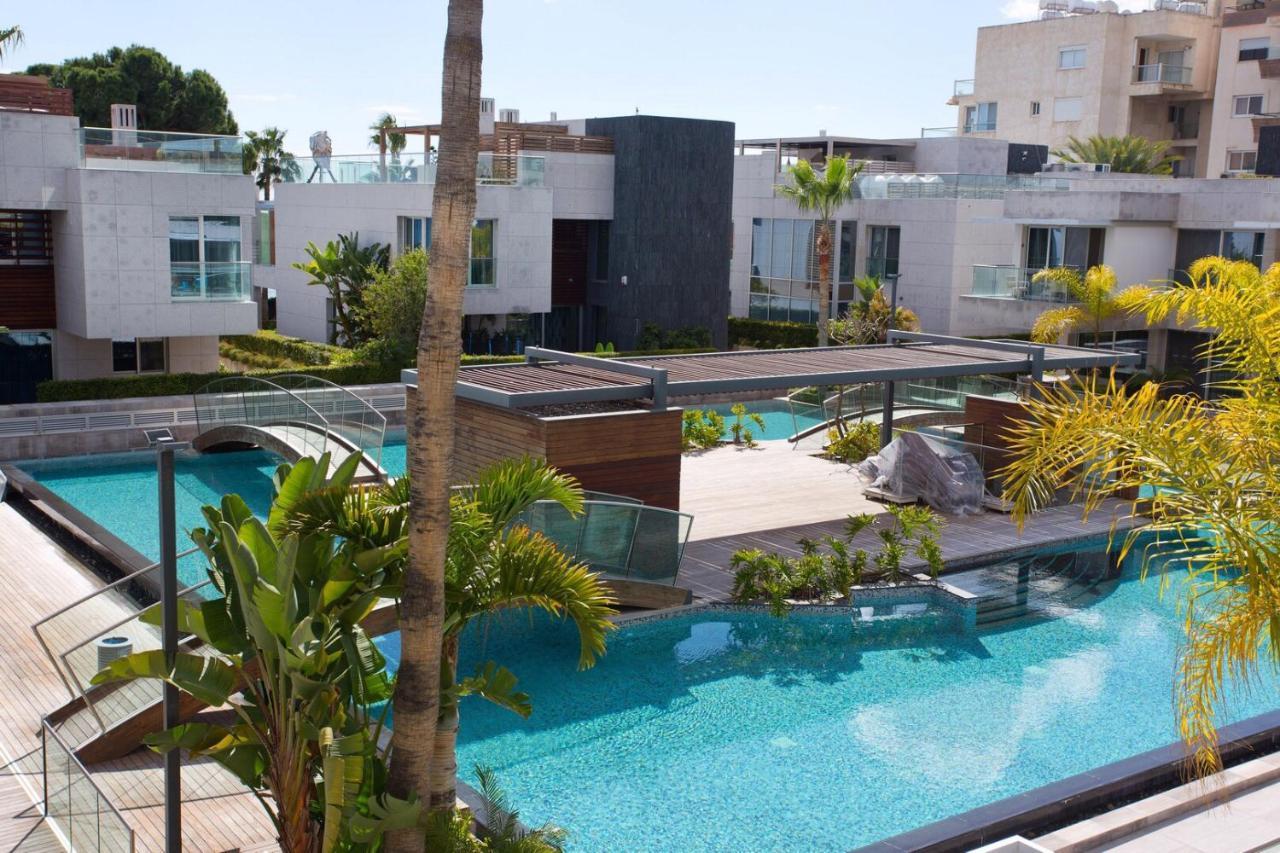 Opera Exclusive Apts By Trulycyprus Limassol Kültér fotó