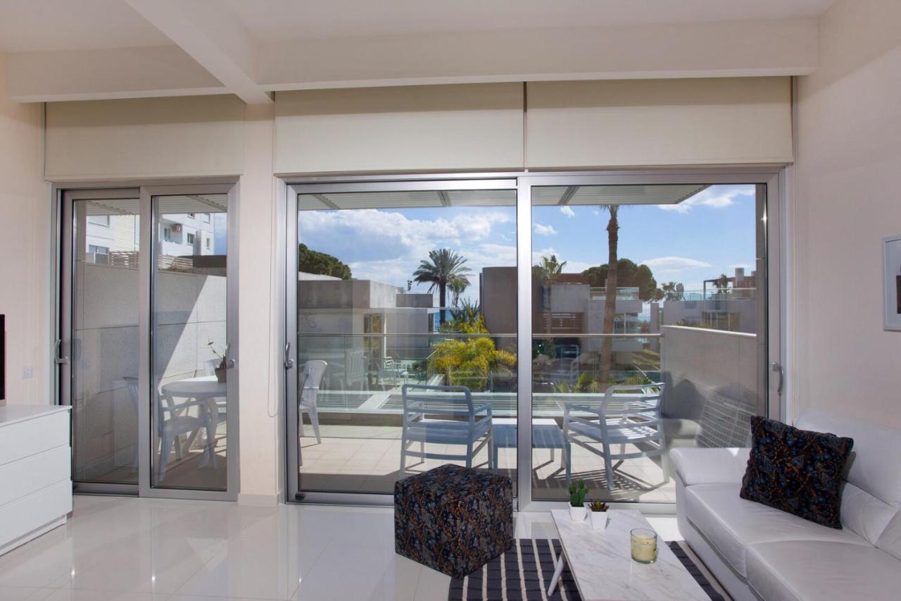 Opera Exclusive Apts By Trulycyprus Limassol Kültér fotó