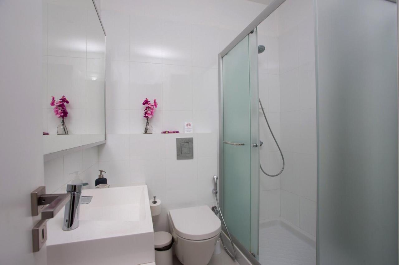 Opera Exclusive Apts By Trulycyprus Limassol Kültér fotó